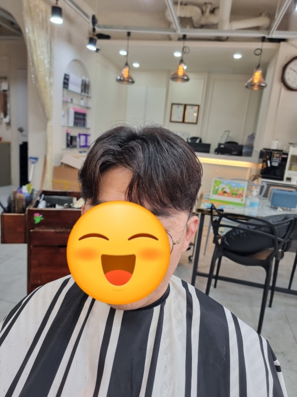 이끌린헤어살롱 이미지
