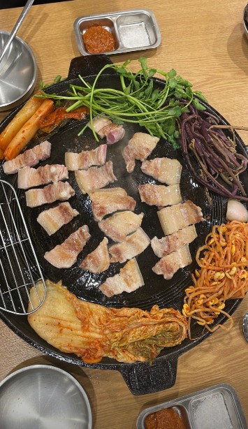 무쇠식당 이미지