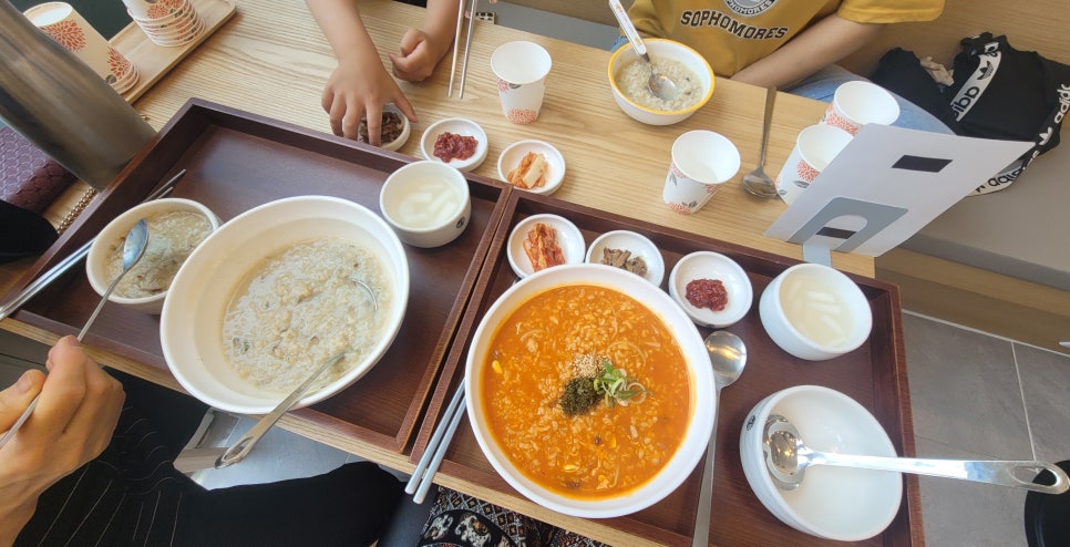맛깔참죽&완도미역아산배방역점 이미지