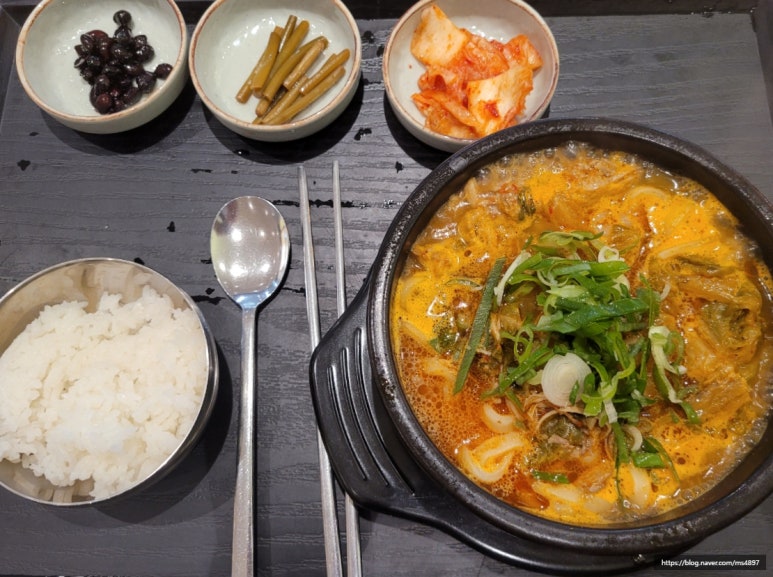 정심성의 해장국 이미지