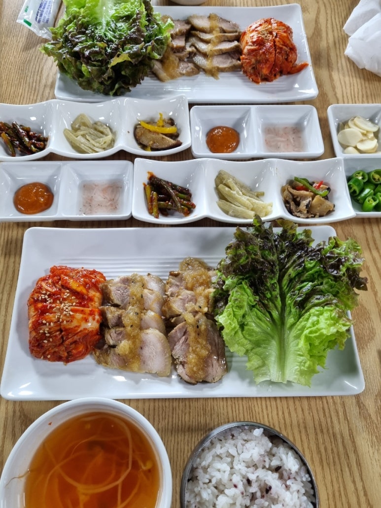 두메골마늘보쌈 이미지