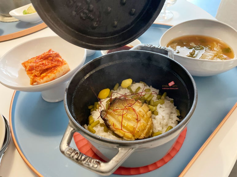 더 플레이팅 이미지