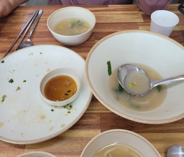뚱이네칼국수 이미지