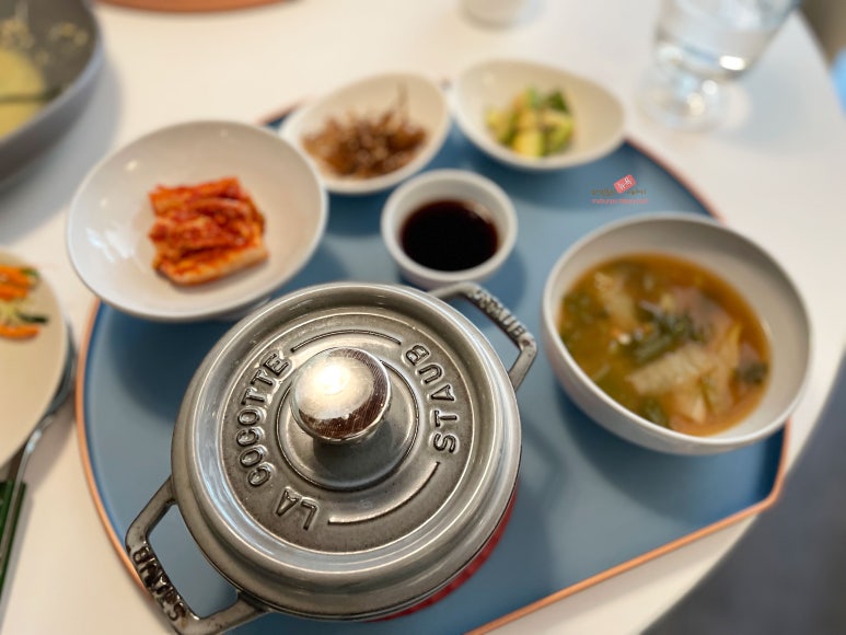 더 플레이팅 이미지