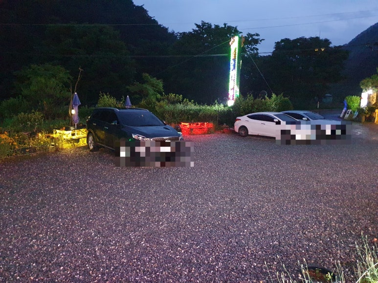 불닭발앤쌈 이미지