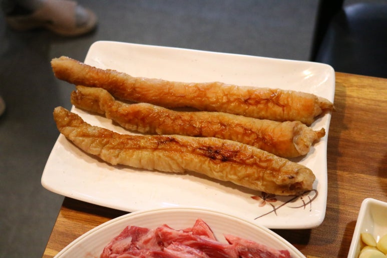 놀란돼지 이미지