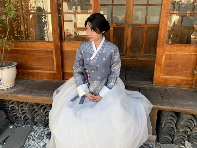 느루한복 이미지