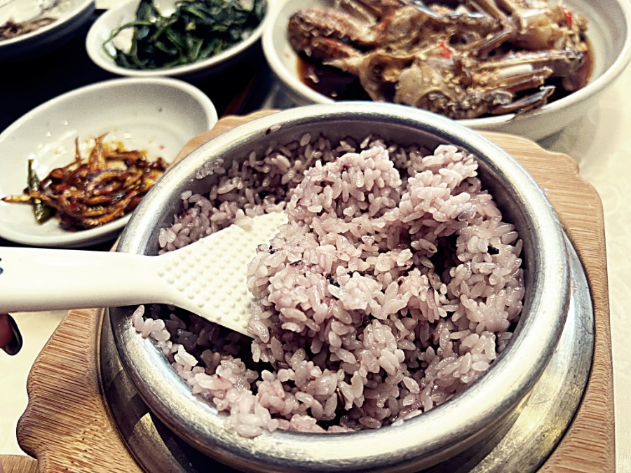 귀하한정식 이미지