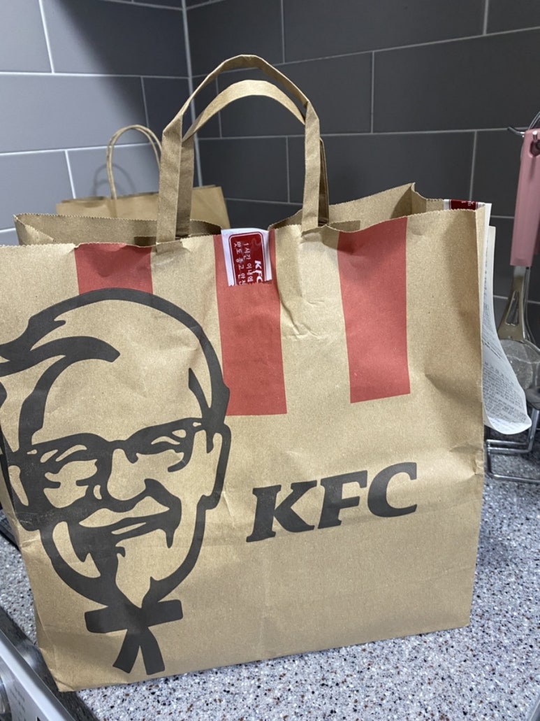 KFC 사당역점 이미지