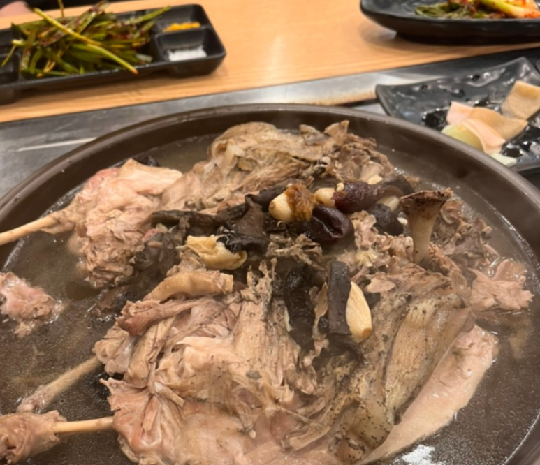 소문난훈제오리바베큐 이미지