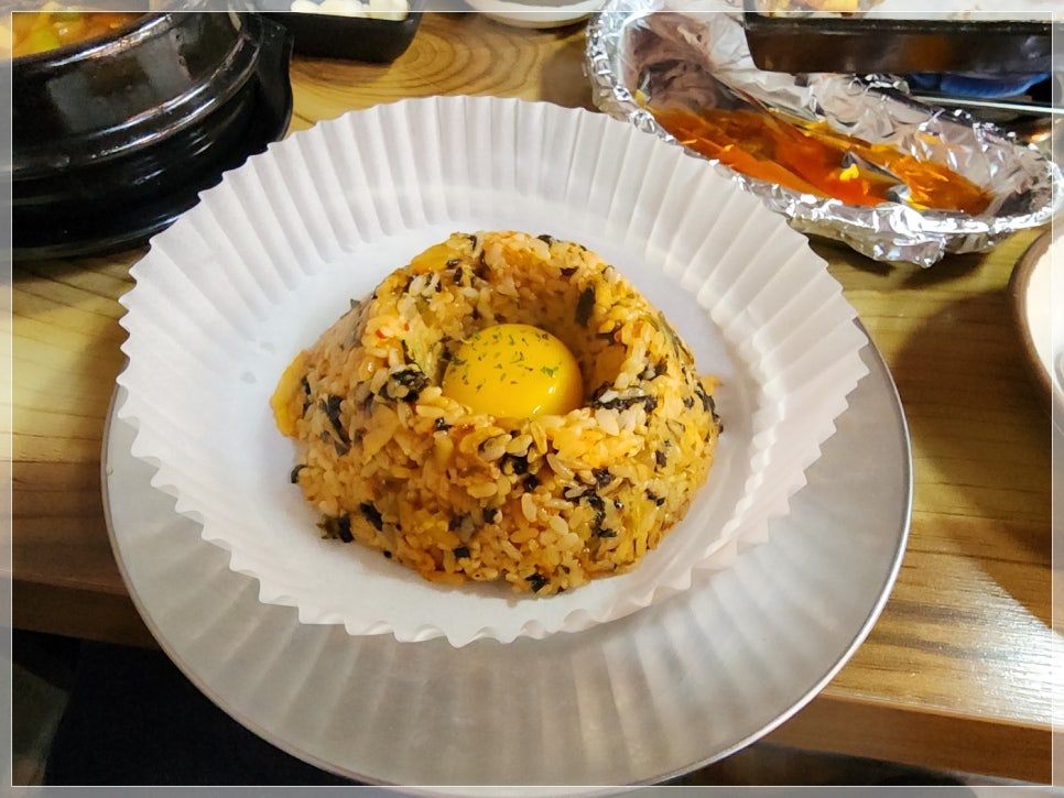 흑돼지꿀꿀이 이미지