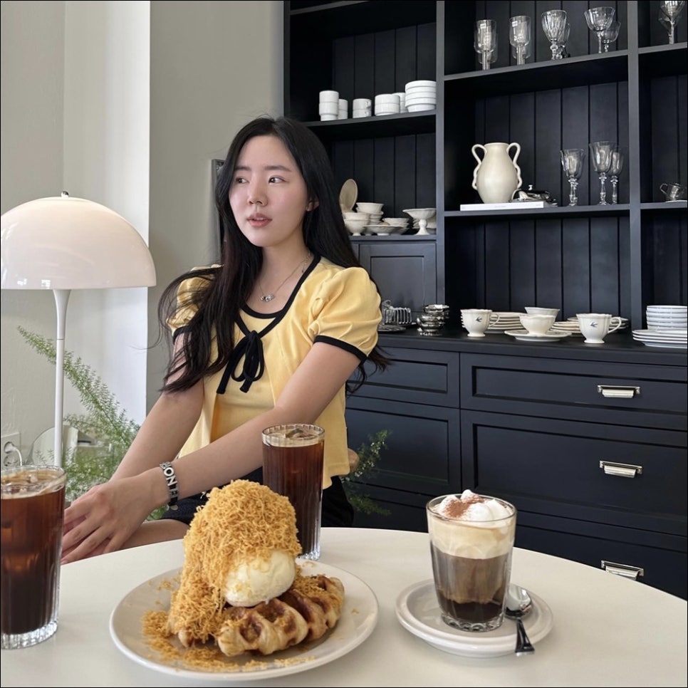 엘노어(ELNORE) 이미지