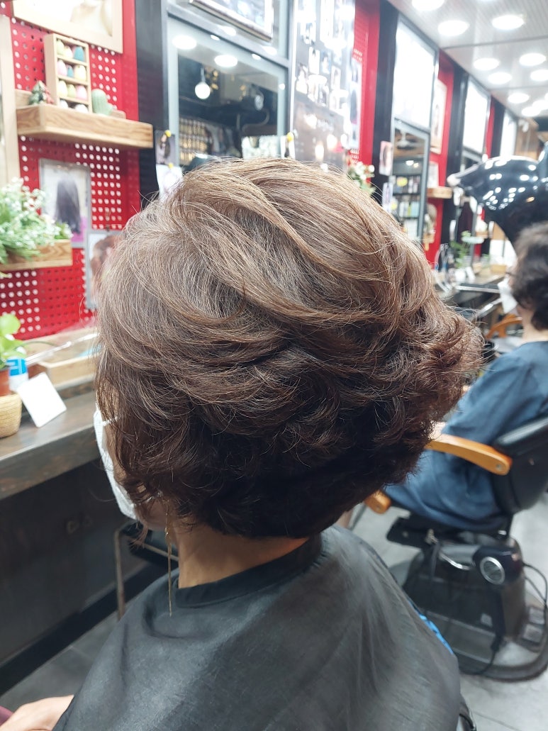 거꾸로미용실 이미지