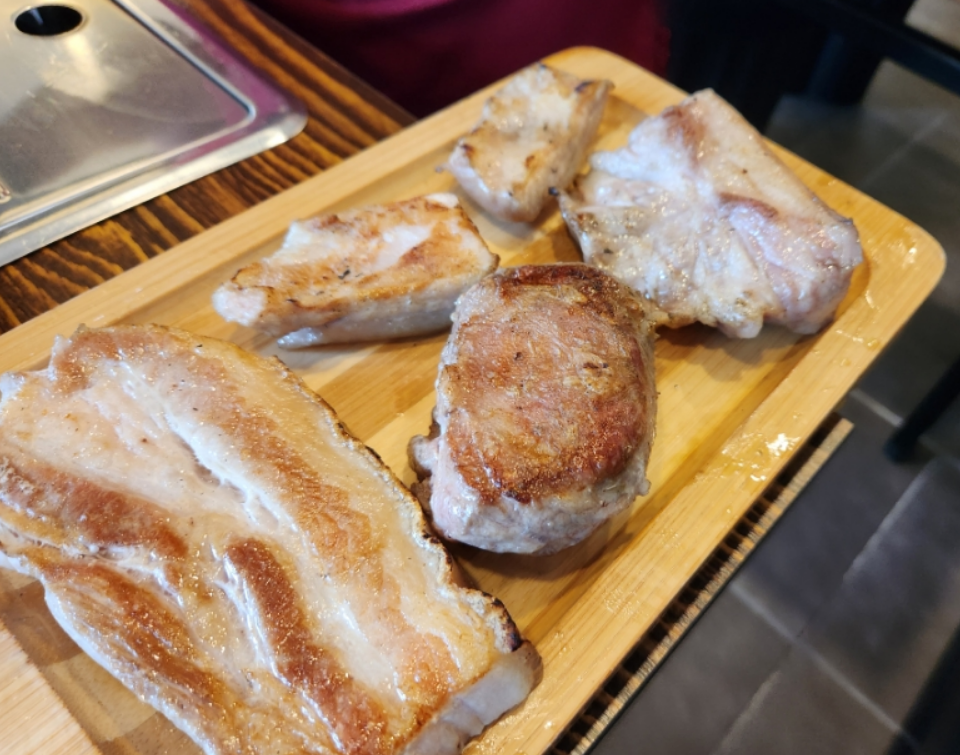 도야지한마리금호 이미지
