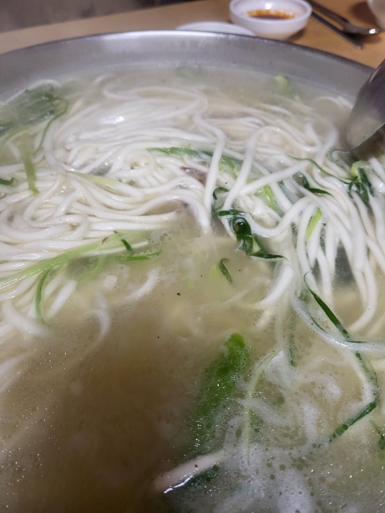 예산기러기칼국수 이미지