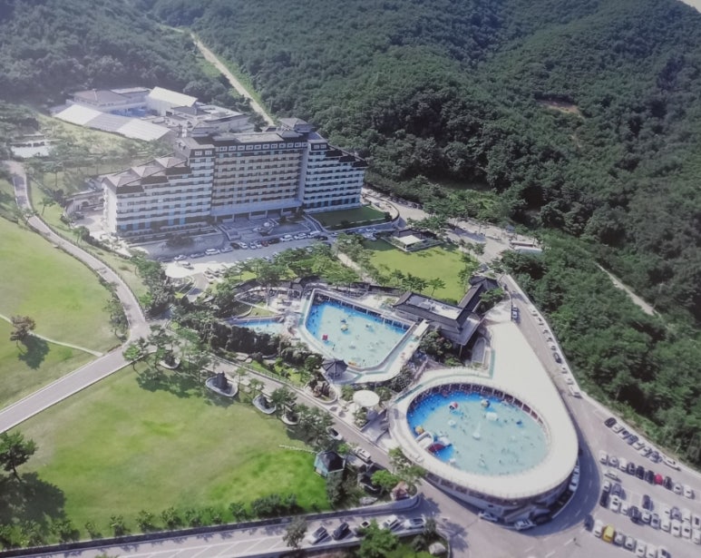 동해약천온천실버타운수영장 이미지