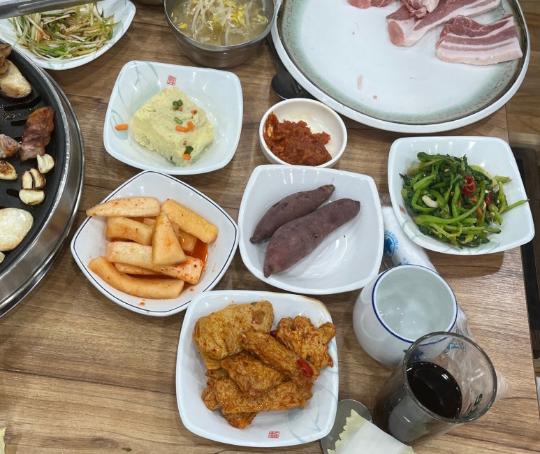 호반한우식육식당 이미지