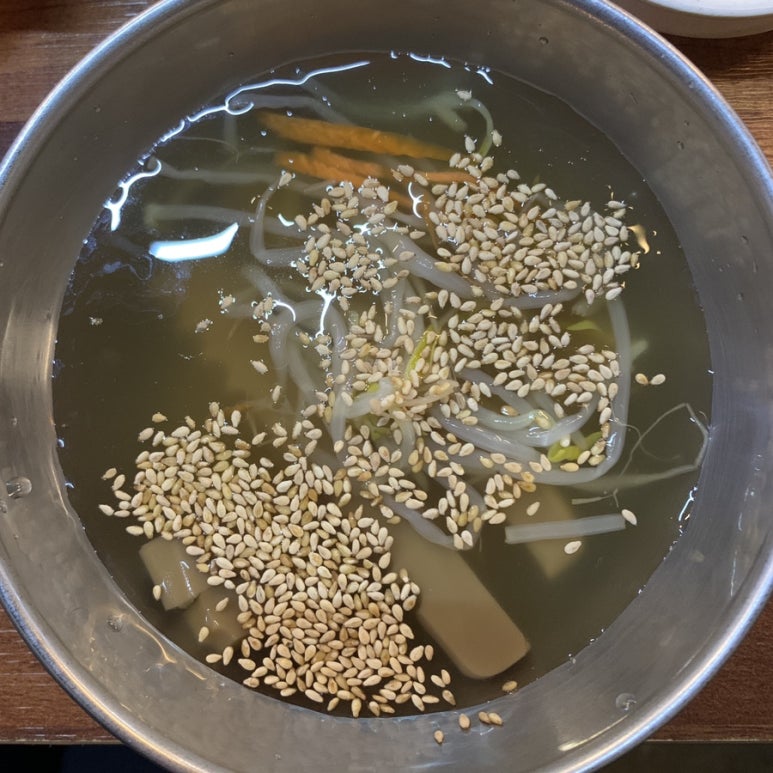 술이술술생고기육회신 이미지
