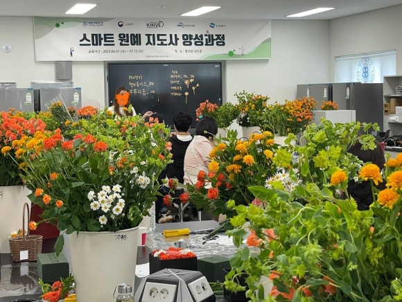 경민 인력 이미지