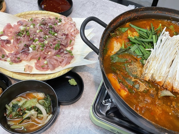 황금민물매운탕 이미지