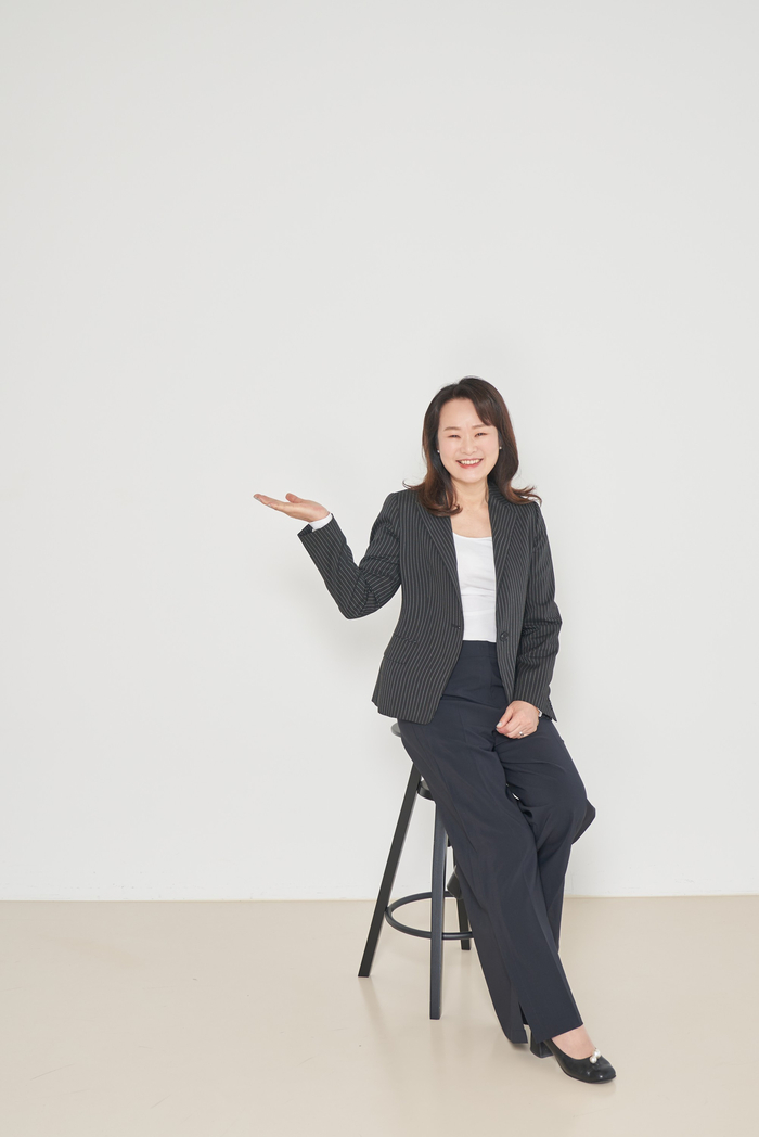 모먼트씬 이미지