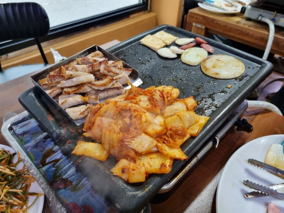 고향삼겹살 이미지