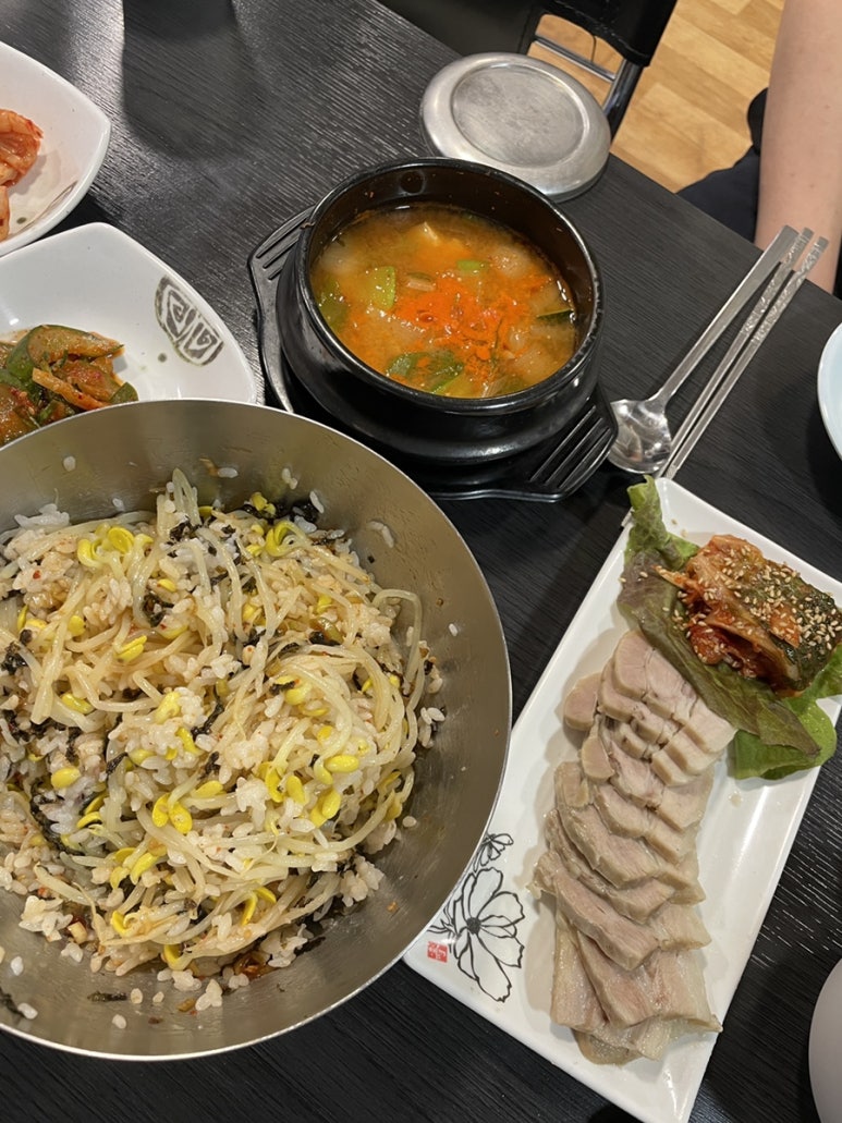 장충미도왕족발보쌈 약수점 사진 8