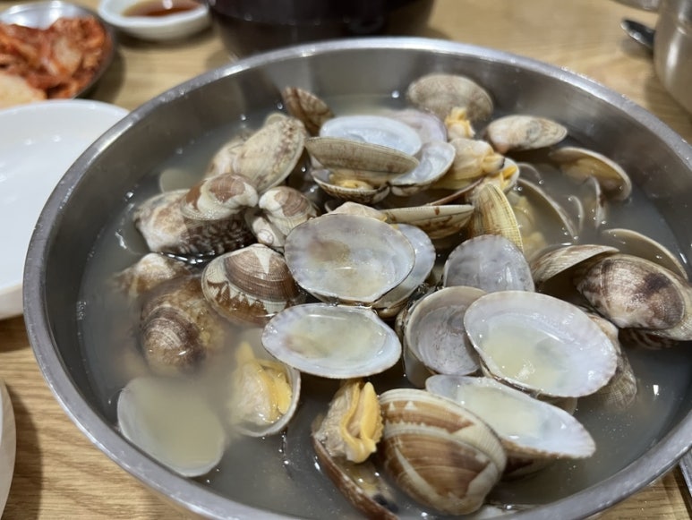 전라도팥바지락칼국수 이미지