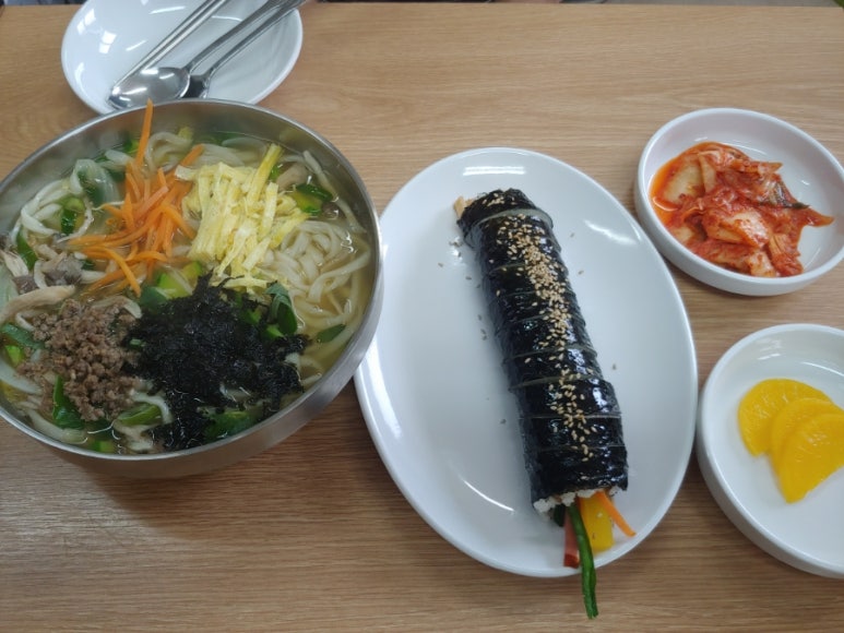 진국수김밥 이미지