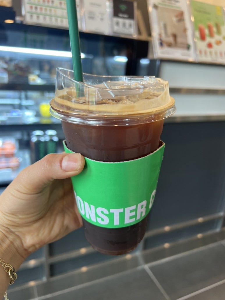 몬스터커피 이미지