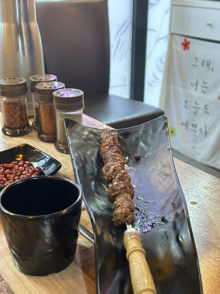 오두막&양꼬치 이미지