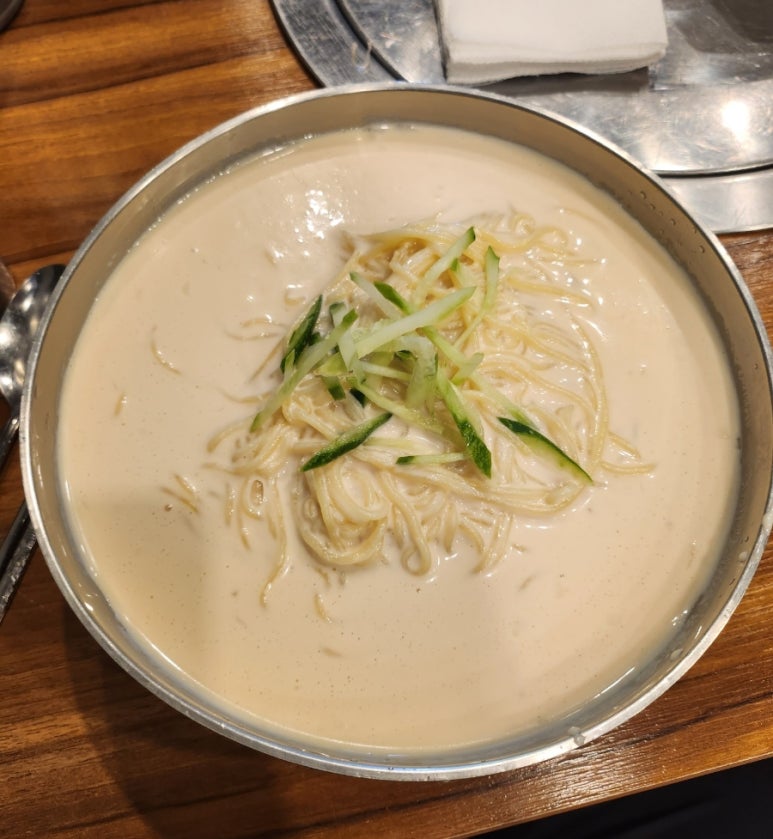 황삼포크 이미지