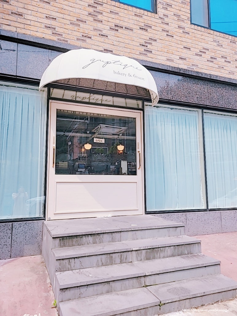 카페굽티크 이미지