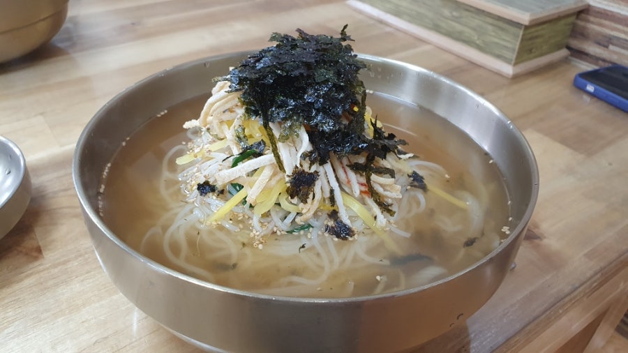 꾸미국수 이미지