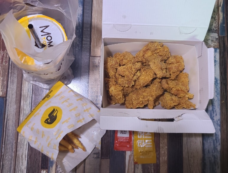 맘스터치용인백암점 이미지