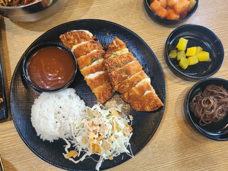 만나돈가스 이미지