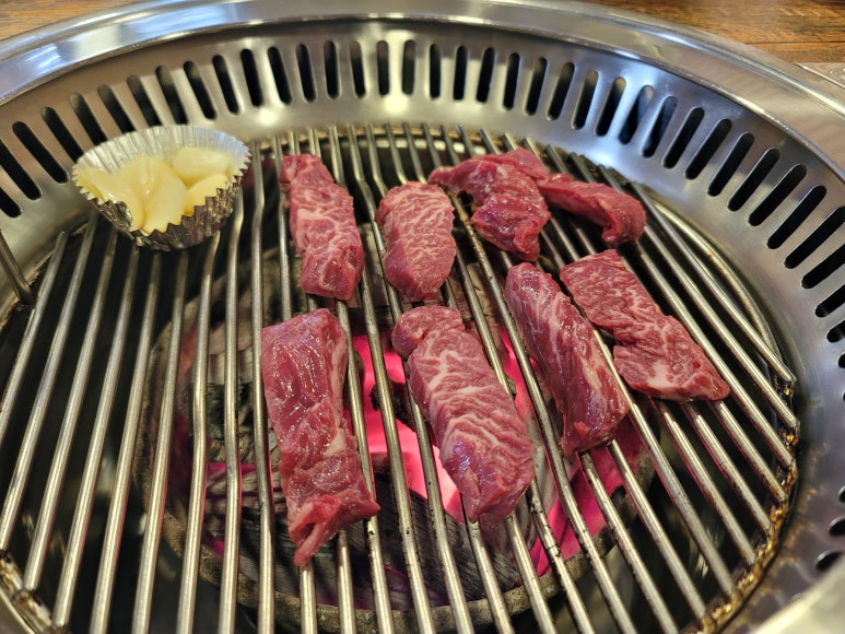 참나무생고기숯불구이 이미지