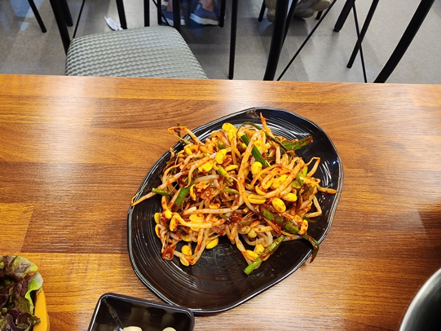 초롱꽃솥뚜껑삼겹살 이미지
