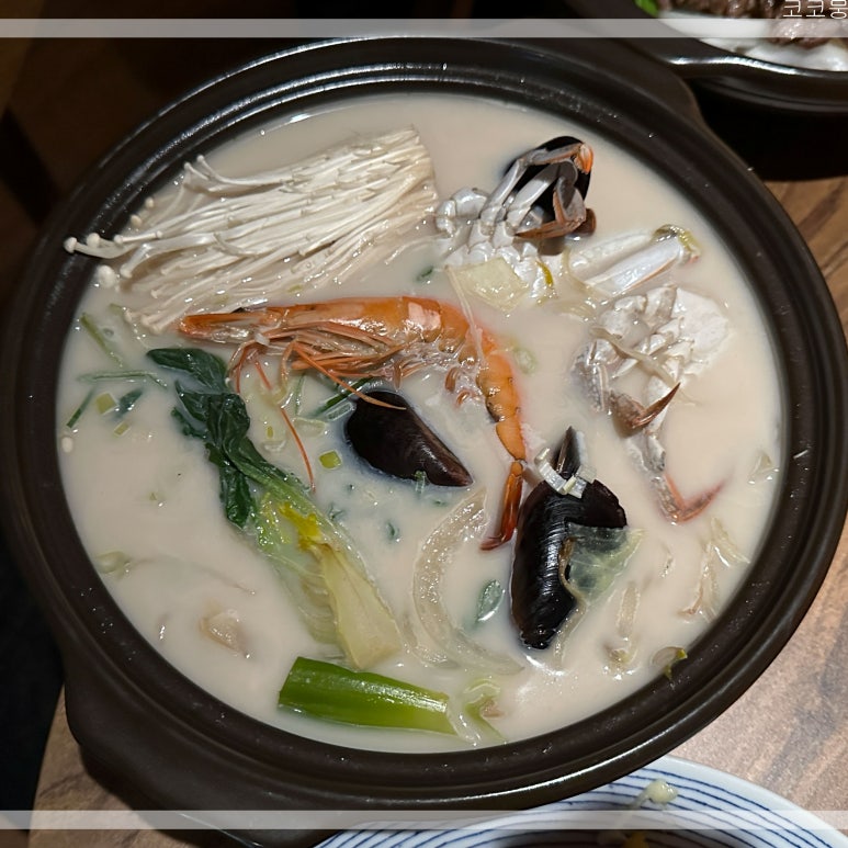 오사카데스 이미지