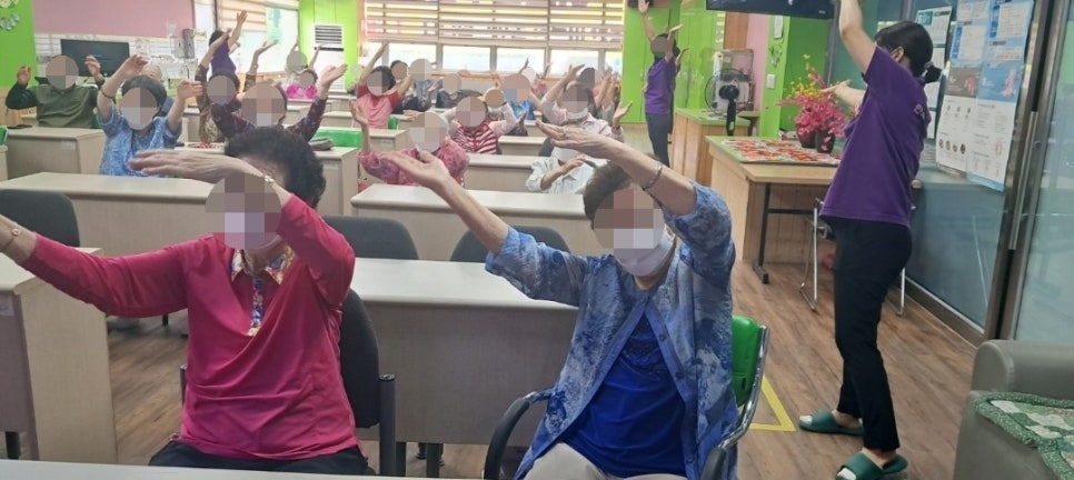 한국보건복지실버케어 이미지
