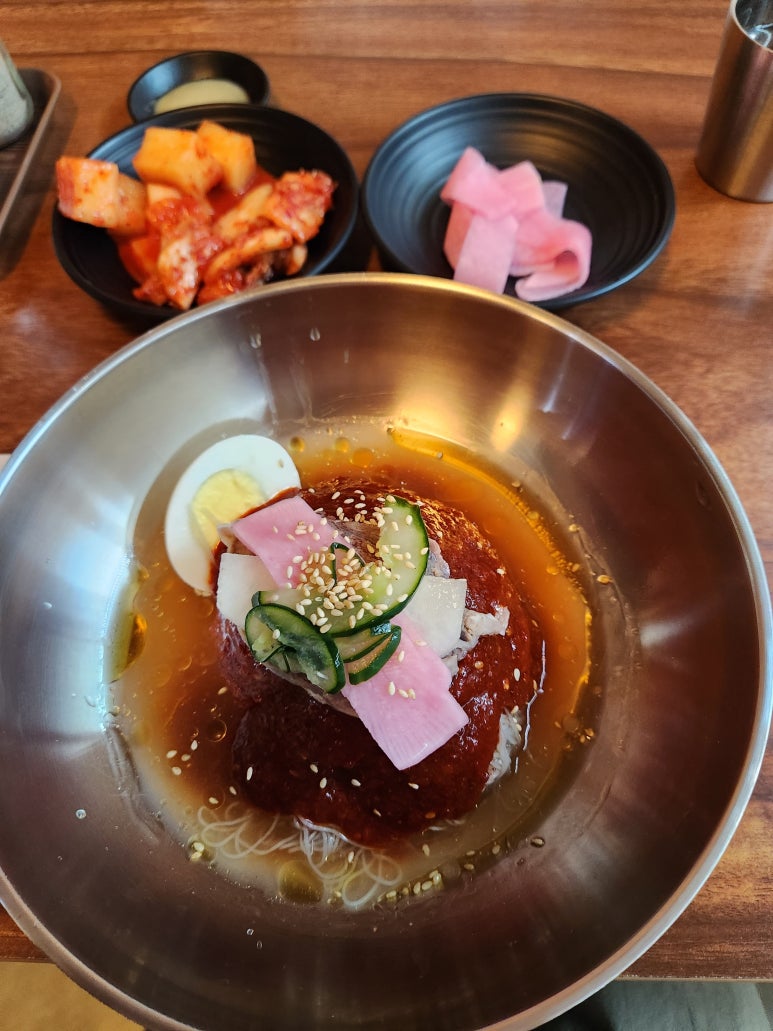 큰손 함흥냉면 이미지