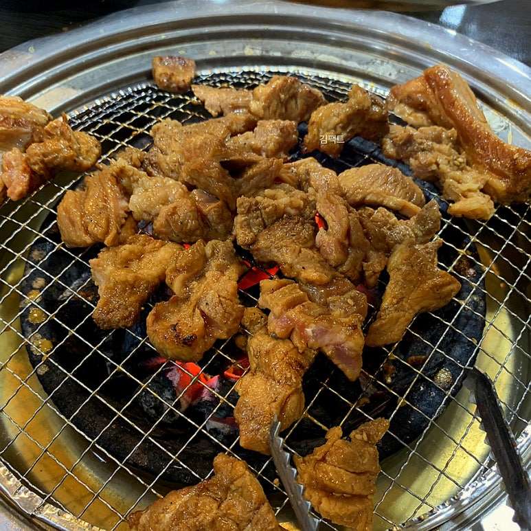 콩사랑숯불돼지갈비 이미지