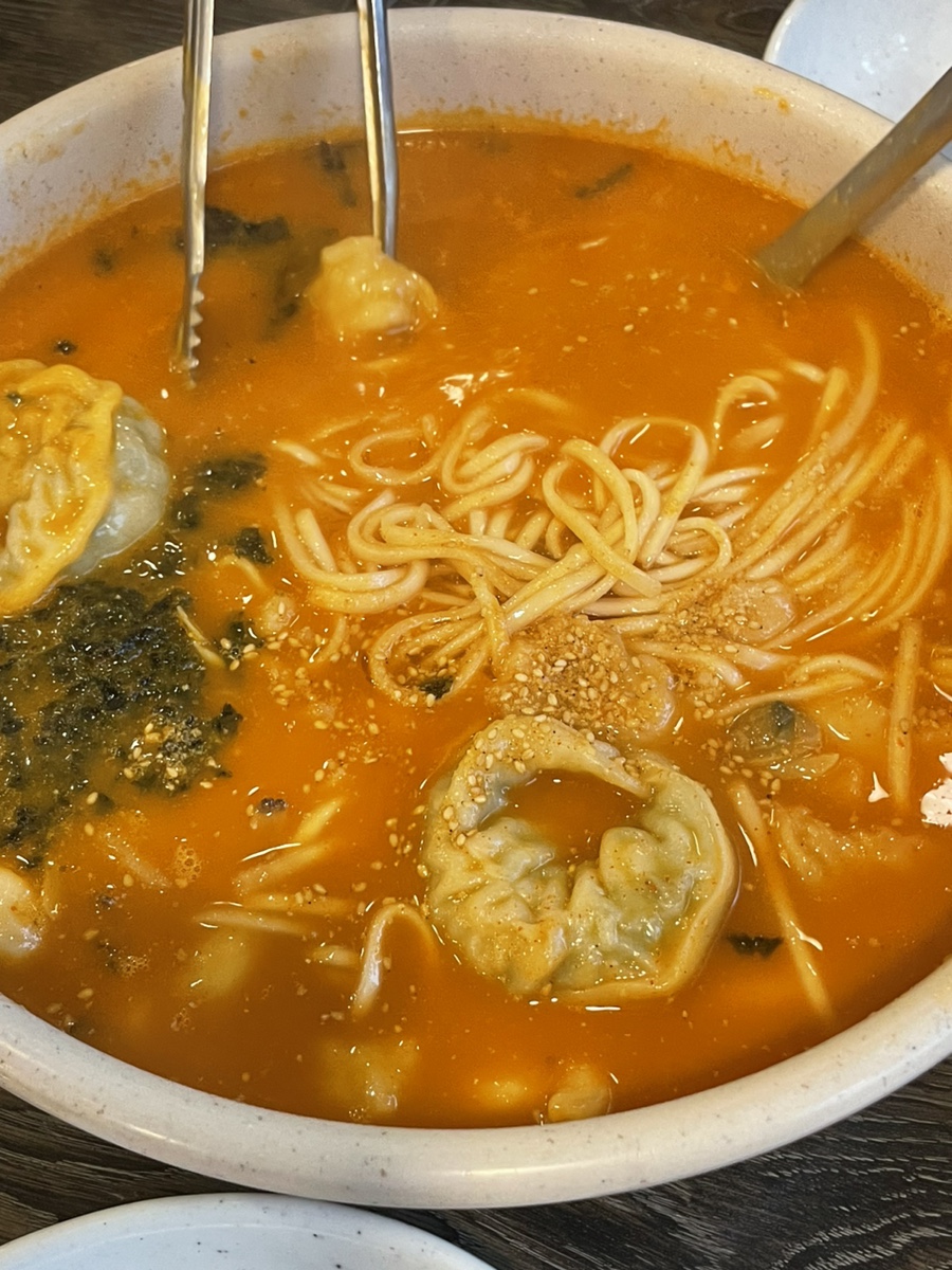 깐데기해물칼국수 이미지