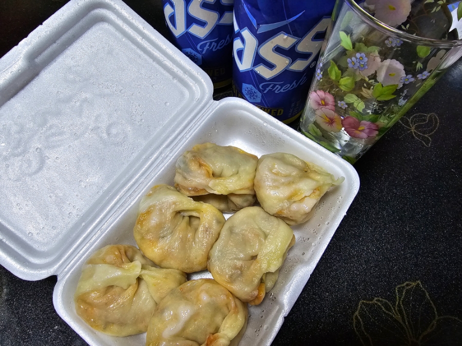 거대한맛기똥찬손만두 이미지