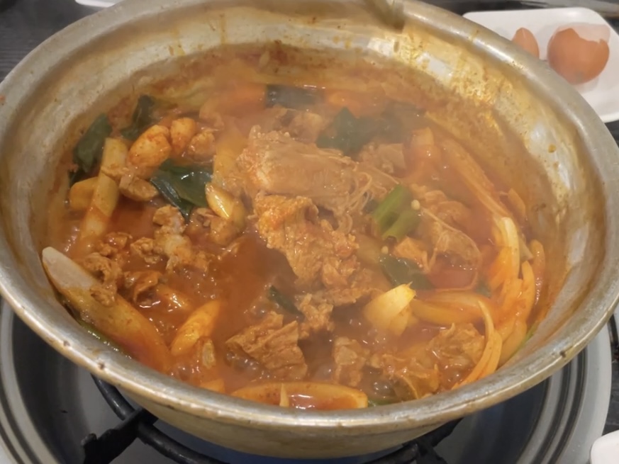묵은지양푼갈비 이미지