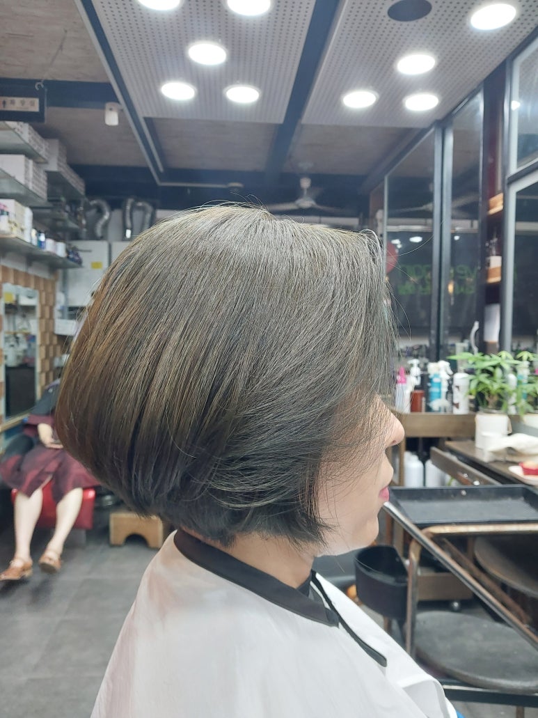 거꾸로미용실 이미지
