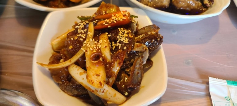 제육한상 이미지