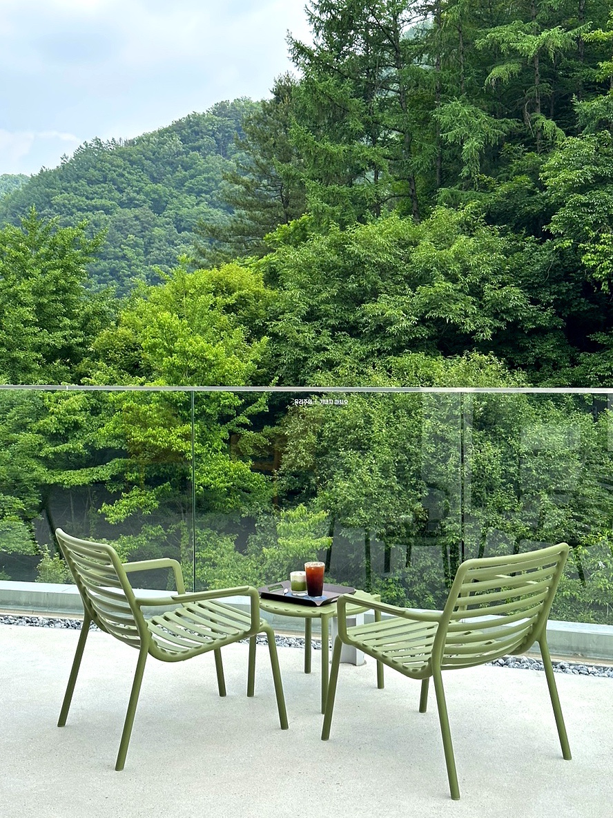 그리고봄 이미지