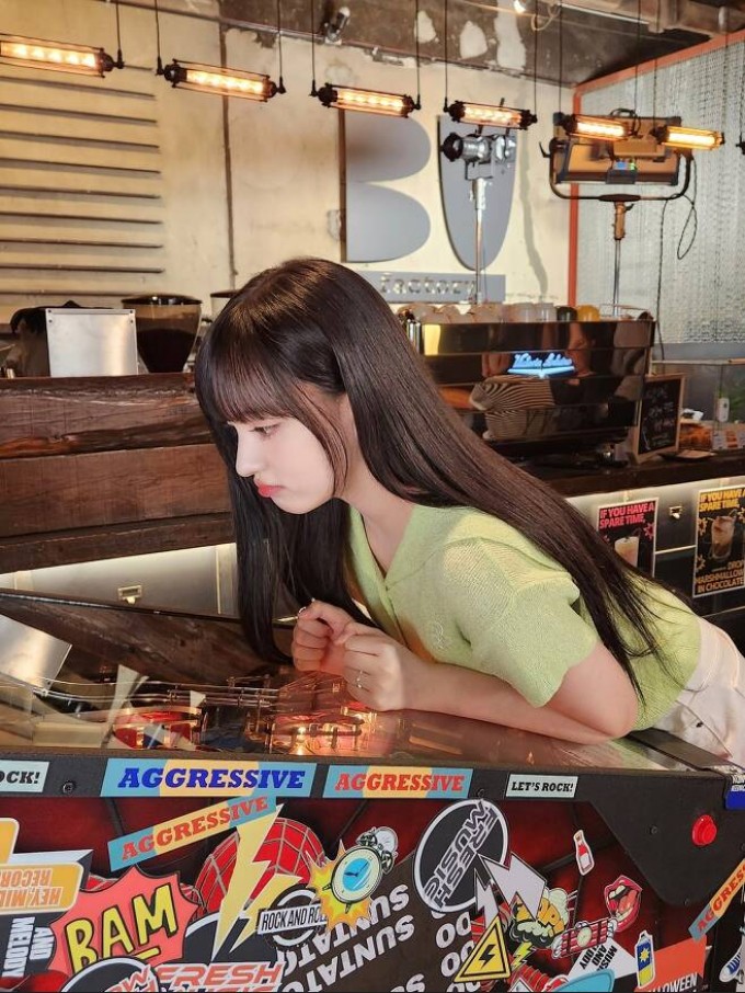 아이브그린 이미지