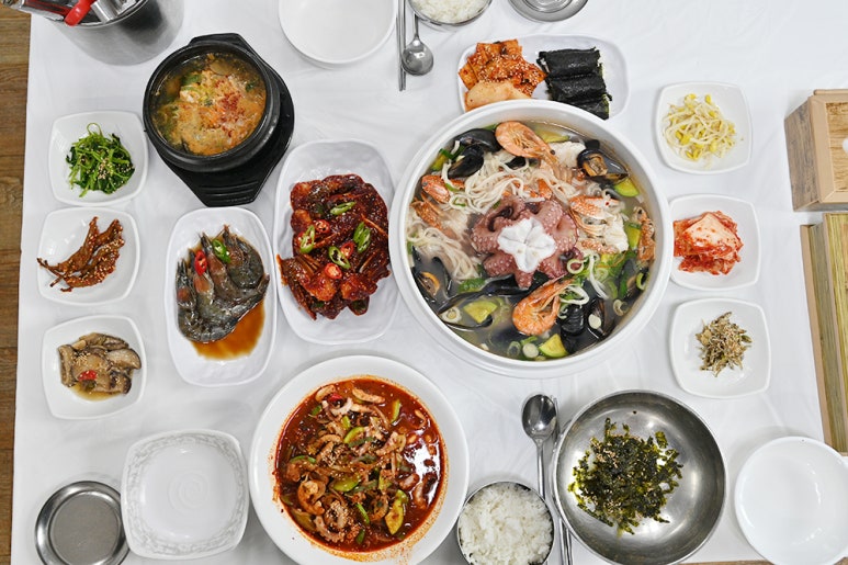 몽돌이해물칼국수 이미지